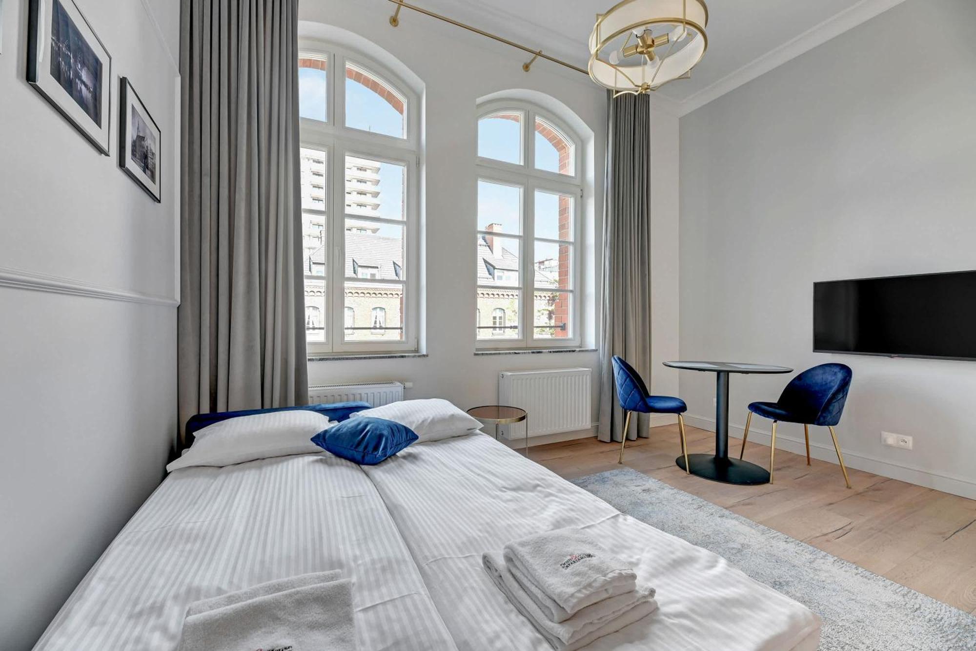 Apartments Waterlane Vintage & By Noclegi Renters — Photos 1