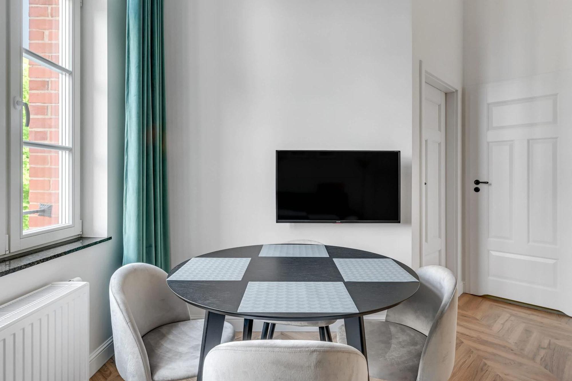 Apartments Waterlane Vintage & By Noclegi Renters — Photos 2